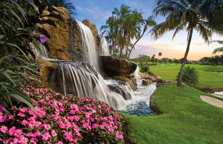 Signature waterfall on Boa West&#039;s Fazio II course